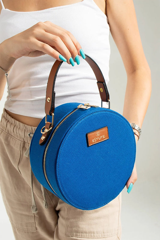 Minimalist Bag Woman