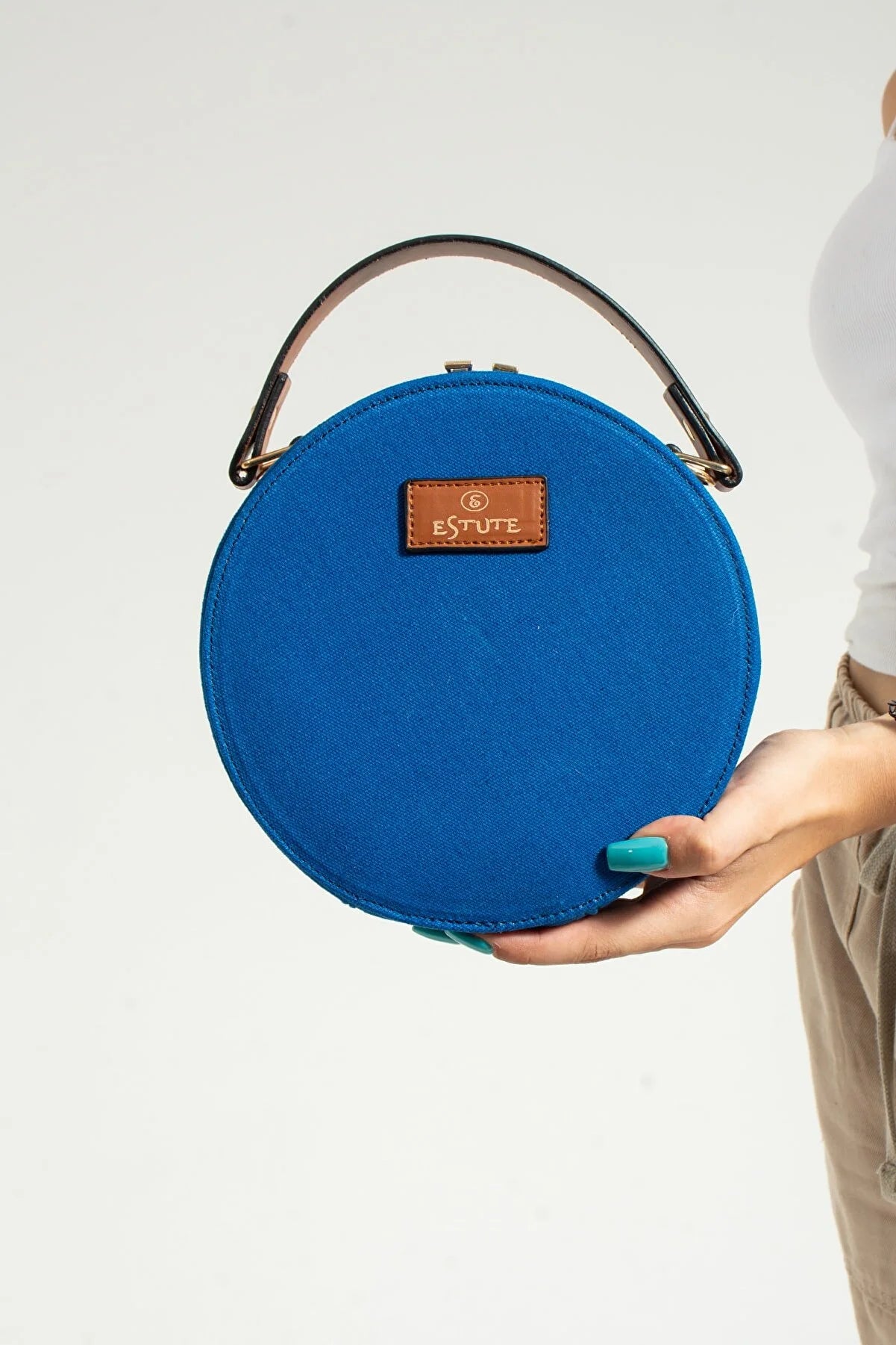 Minimalist Bag Woman